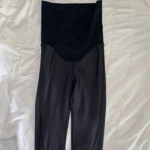 Maternity leggings